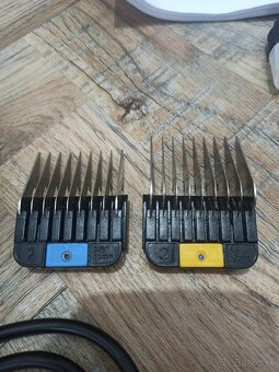 Strojcek na psov a mačky - 2