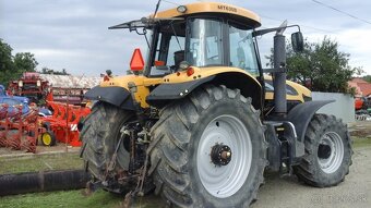 Traktor Challenger 635 B Techstar Vario,215HP - 2