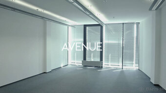 AVENUE I administratívne priestory v novostavbe, Tomášikova. - 2