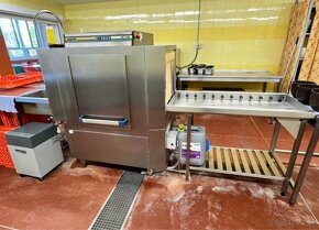 Mycí stroj s automatickým posuvem košu Winterhalter WKT 1200 - 2