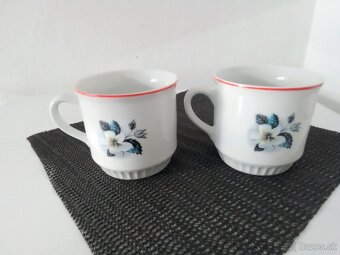 Velké, retro, porcelánové hrnky - hrnčeky - 2