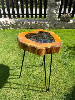 Dekoracny stolik - 2