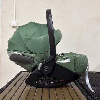 Polohovateľná autosedačka Cybex Cloud T i-Size plus - 2