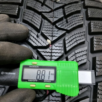 Zimné pneumatiky 225/45 R17 DUNLOP - 2