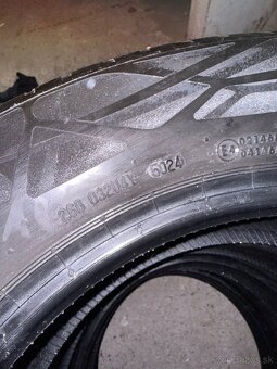 Continental EcoContact 6 Q 215/65 R17 99H - 2