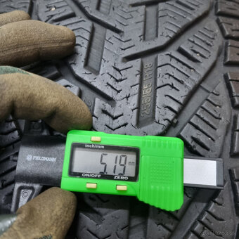 Zimné pneumatiky 255/55 R18 RIKEN - 2