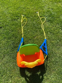 Predam detsku pevnu plastovu hupačku. - 2