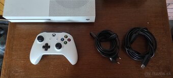 Predám Xbox one S+hry - 2