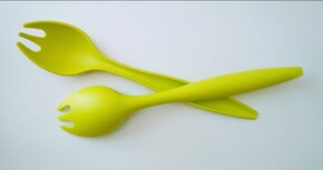 TUPPERWARE Šalátový príbor - každý 5 € - 2