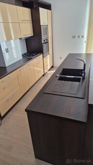 Kuchynská linka s ostrovčekom - 2