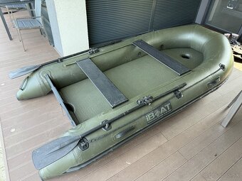 Nafukovací čln iBoat 320 gen 4 s vysokotlakovou podlahou - 2