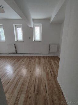 Predám trojizbový byt v Novej Bystrici - 2