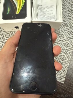 iPhone SE 2020 - 2