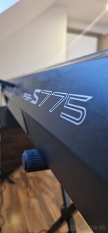 Yamaha psr s775 - 2