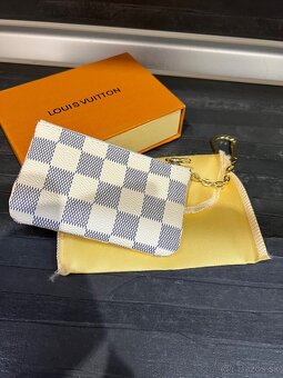 Louis Vuitton cardholder - 2