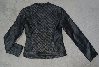 Dievčenská koženka - 2