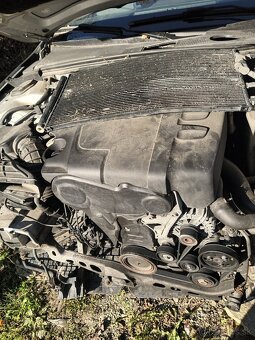 Predam  vymenim audi a4 b8 2.0tdi 105kw - 2