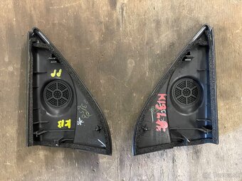 Kryty reproduktorov Nissan Micra K13 - 2