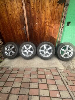 Sada zimných + letných pneumatík a diskov 225/60 R17 5x114.3 - 2