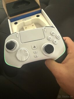 Razer Wolverine V2 PRO - 2