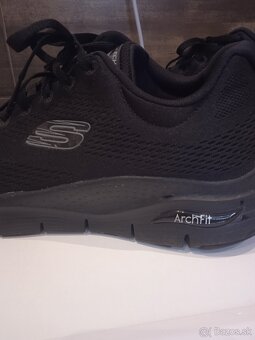 Tenistky Skechers ArchFit veľ.45 ( 44,5 ) - 2
