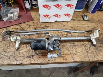 Mechanizmus stieračov - 2