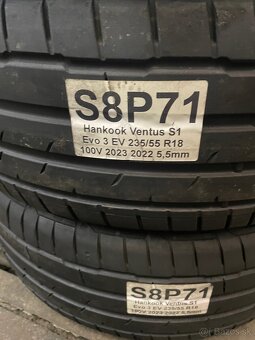 235/55 R18 100V Letné - 2