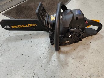 Motorova píla mcculloch CS 330 - 2