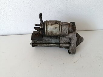 starter renault clio 3 ts12e9 40€ - 2