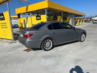 BMW 530xd 6q manual - 2
