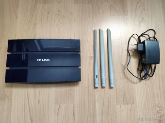 TP Link router TL-WR1043ND - 2