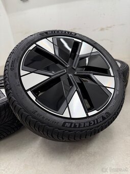 Zimná sada Volvo EX 30 - 5x108 R20 , 245/40/20 - 2
