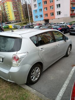 Toyota Verso 2.0 D-4D - 2