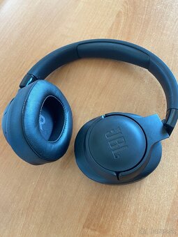 JBL Tune 710BT 🎧 - 2