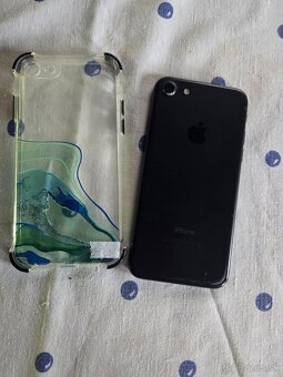 Iphone 7 čierny 32 gb používaný plne funkčný je v horšom sta - 2