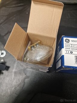 Predám žiarovky Par36 120V 650W - 2