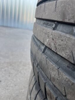 235/60 r18 letne pneumatiky - 2