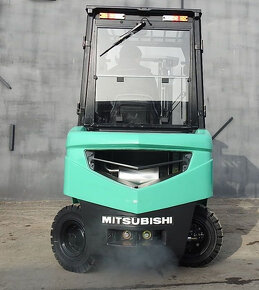 VZV MITSUBISHI 2,5T DIESEL - 2