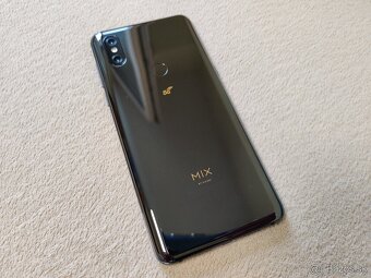 Xiaomi Mi Mix 3 - 5G. 6gb/128gb. Tmavá metalíza šedá. - 2