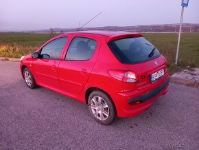 Peugeot 206+ plus - 2