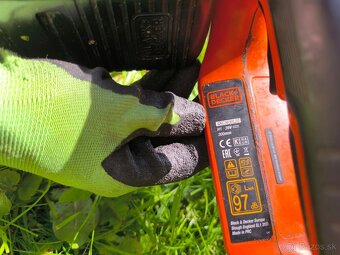 Predám AKU pílu Black+Decker 36V - 2