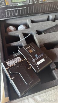 Predám profesionálny bezdrôtový mikrofónny systém Shure UHF - 2