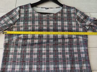 Karované šaty, v. 40 - 2