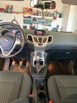 Predám Ford fiesta 1. 25 benzín - 2