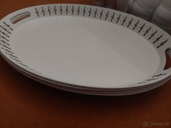 Predám veľkú kovovú bielu tácku 5x - 2