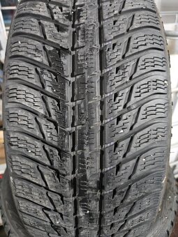 235/55R18 zimne nokian - 2