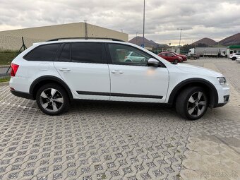 Skoda Octavia Scout 2.0Tdi 4x4 - 2