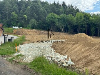 PREDAJ, Stavebné pozemky Gruzovce, 5 min do HE - 2