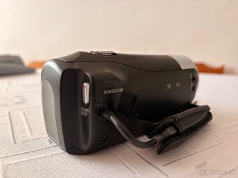 Predám kameru Sony Handycam HDR-CX405 - 2