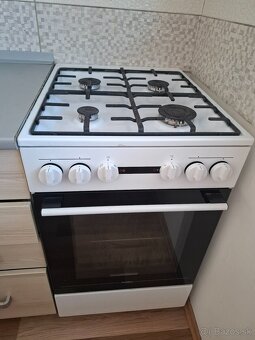 Na predaj kombinovaný sporák Mora - 2